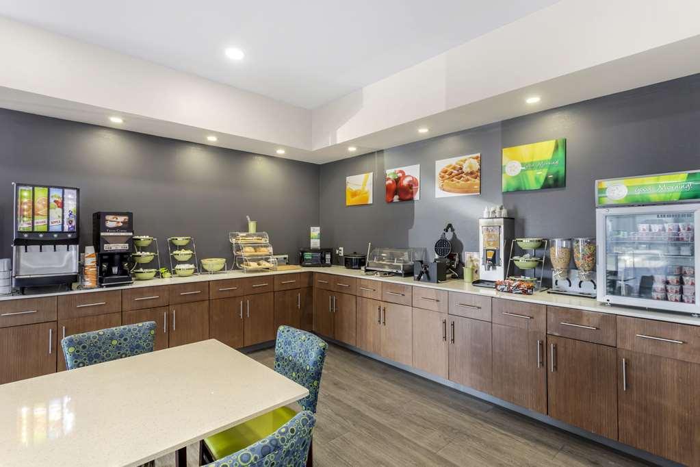 Quality Inn Куквилл Ресторан фото