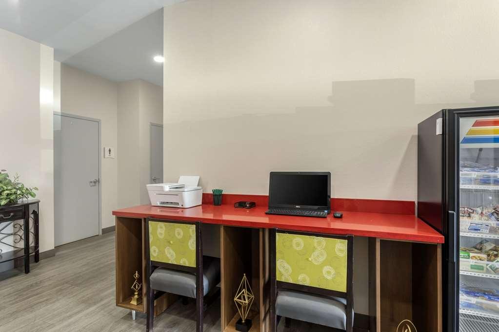 Quality Inn Куквилл Удобства фото